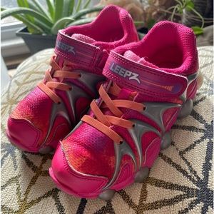 Light up! Hot Pink Leepz Stride Rite 9.5 kids